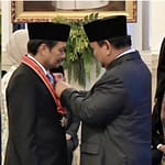 Tiga Tokoh Kalsel, H Abdussamad Sulaiman, H Syamsuddin Andi Arsyad dan H Abidin Terima Penghargaan dari Presiden RI image