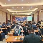 PWI Kalsel Gelar Pendidikan Politik Bertema Netralitas Media dalam Pemberitaan PHOTO-2025-11-13-14-05-00