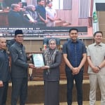 DPRD Balangan Soroti Transparansi dan Efektivitas APBD 2025, Fraksi-Fraksi Sampaikan Sejumlah Catatan Strategis WhatsApp Image 2026-06-30 at 17.15.59