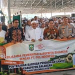 195 Santri Riyadhul Muhibbin Terima Bantuan Pendidikan dari Pemkab Balangan Bupati Balangan Serahkan Bantuan Pendidikan kepada 195 Santri Ponpes Riyadhul Muhibbin