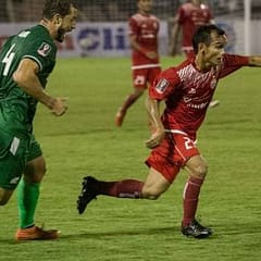 Galeri Foto Klub Sepakbola Indonesia Persija Jakarta Pemain persija jakarta riko simanjuntak