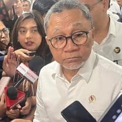 Keracunan MBG Merebak, Menko Pangan Hentikan Operasional Dapur SPPG PHOTO-2025-09-29-08-10-43