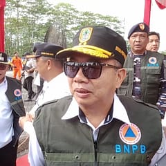 Kalsel Siaga Hadapi Puncak Musim Hujan, Pemprov Gelar Apel Kesiapsiagaan Bencana WhatsApp Image 2025-11-13 at 11.25.51