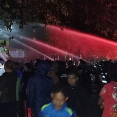 Kebakaran Hanguskan Sejumlah Toko di Jalan Pramuka Banjarmasin WhatsApp Image 2025-12-28 at 02.31.27 (1)