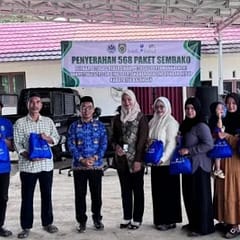 Bank Kalsel Paringin Salurkan 568 Paket Sembako untuk Petugas Kebersihan di Balangan BANK KALSEL PARINGIN