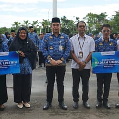 Apel Gabungan Pemkab Kotabaru Perkuat Disiplin ASN dan Sinergi Bersama Bank Kalsel Apel Gabungan Pemkab Kotabaru Perkuat Disiplin ASN dan Sinergi Bersama Bank Kalsel