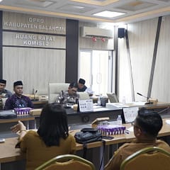 Komisi II DPRD Balangan Bahas LKPJ 2025, Soroti Kinerja Ekonomi dan Pembangunan PHOTO-2026-06-19-15-47-54