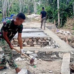 Kodim 1002/HST Bangun Empat Jembatan Permanen, Perkuat Akses Warga dan Dorong Pertumbuhan Ekonomi Desa WhatsApp Image 2026-07-14 at 10.17.40