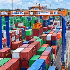 TPK Banjarmasin Catat Kinerja Positif, Layani 282.265 TEUs pada Semester I 2026 Image 2026-07-17 at 19.37.31